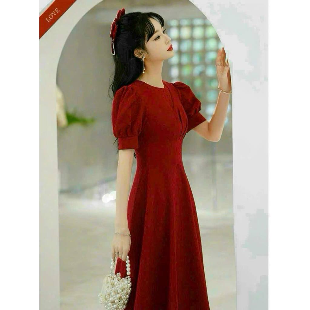 ĐẦM XÒE ĐỎ PHỐI LƯỚI BI TAY PHỒNG