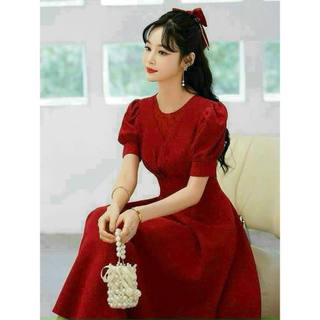 ĐẦM XÒE ĐỎ PHỐI LƯỚI BI TAY PHỒNG