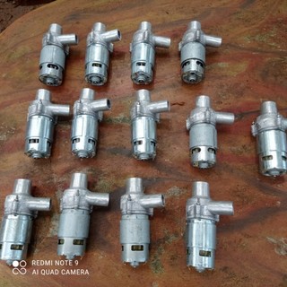 máy bơm nước 12 v