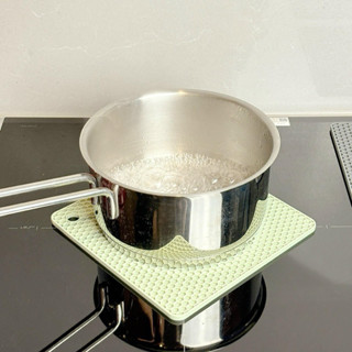 Miếng lót bảo vệ cảm ứng từ/Miếng lót bếp từ silicon chống trầy xước mặt bếp