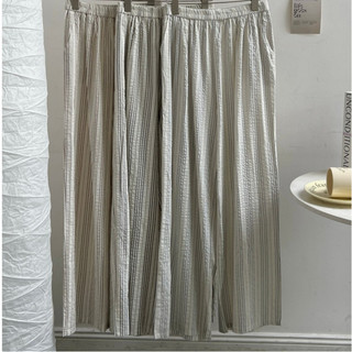 GERME Quần cutlottes nữ cạp chun kẻ dọc dáng dài suông, Quần ống rộng chất thô linen cạp cao tôn dáng Q6240618