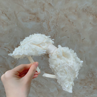 Bờm nơ hoa nổi xinh xắn cho bé made by Đậu baby kids