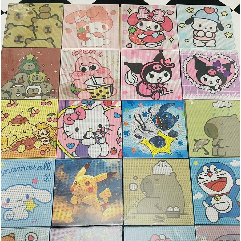 Tranh Đính Đá Size Lớn 30x30 Kèm Khung Gỗ Labubu, Kuromi, Đá Capybara, Tranh Đính Đá Cinnamoroll, Đính Đá Gấu Dâu Sanrio