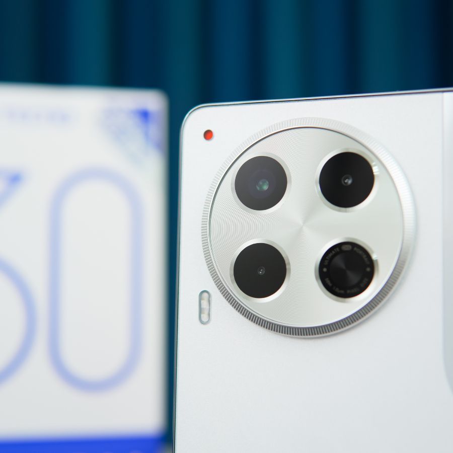 Điện thoại TECNO Camon 30 - thiết kế hiện đại, 6.78 inch, pin 5000mAh | BigBuy360 - bigbuy360.vn