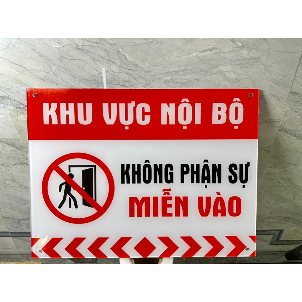 Bảng mica không phận sự miễn vào dán tường