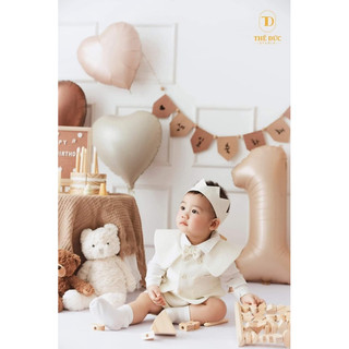 Sét vest cộc tay kèm vương miện cho hoàng tử bé thôi nôi