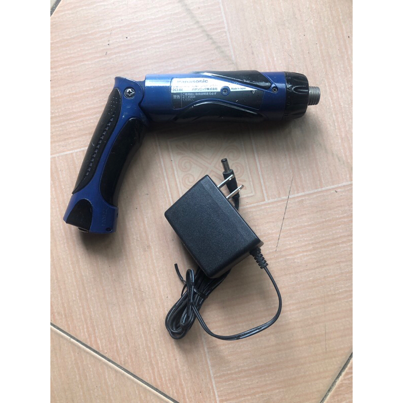 máy vặn vít Panasonic EZ7410( máy- pin - sạc)đầy đủ