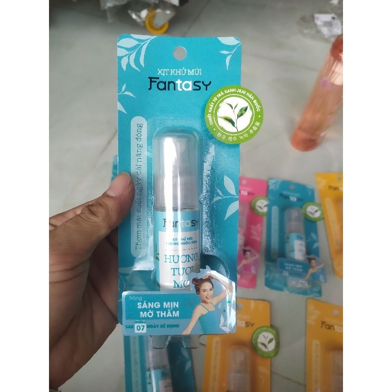 xịt khử mùi FANTASY 30ML SÁNG MỊN MỜ THÂM