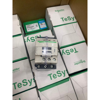 Khởi động từ schneider lc1d09 220v