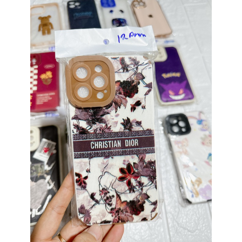 ốp iPhone 12prm inbox chọn mẫu nha