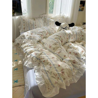 Set chăn ga gối cotton hoa nhí trắng viền bèo vitage
