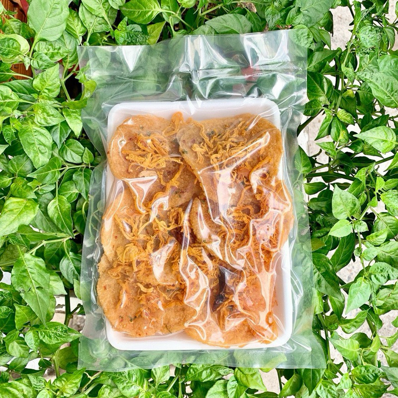 KHAY 6 MIẾNG CƠM CHÁY MIX KHÔ GÀ HÚT CHÂN KHÔNG