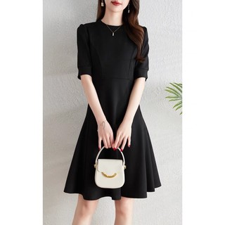 [38kg-120kg] Đầm đen MTK66. Inbox để được shop tư vấn size.
