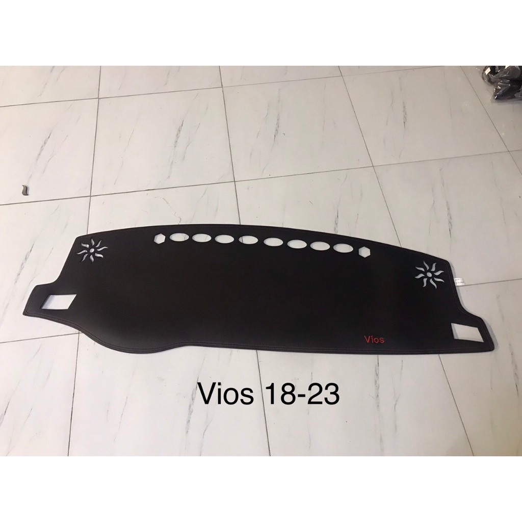 Thảm trải taplo TOYOTA VIOS 2019-2025 chống nóng, bảo vệ mặt taplo xe