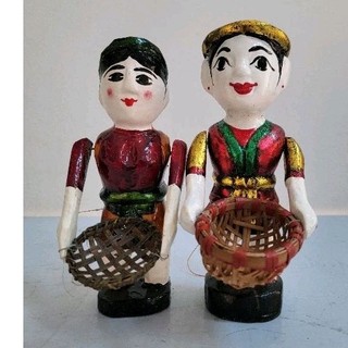 [Loại đẹp - Cao 20cm] Rối nước cô nông dân đi xúc cá / nậm cá / câu cá