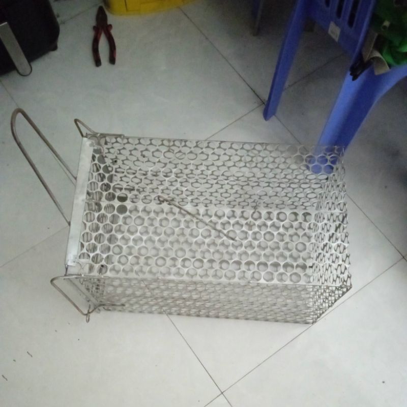 bách hoá lồng bẫy chuột to