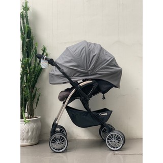 XE ĐẨY CHO BÉ COMBI UMBRETTA