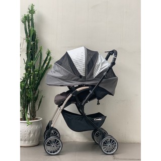 XE ĐẨY CHO BÉ COMBI UMBRETTA