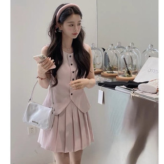 Set Bộ Đồ Nữ Áo Gile Sát Nách Nút Tim Mix Chân Váy Xếp Ly 2 Lớp