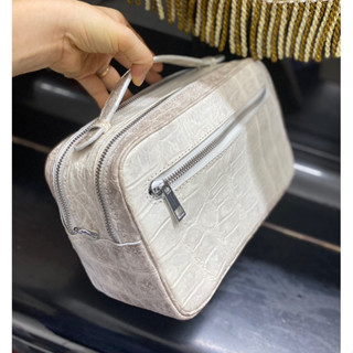 TÚI GOLF CẦM TAY DA CÁ SẤU TRƠN MÀU TRẮNG Cá Sấu Gò Vấp