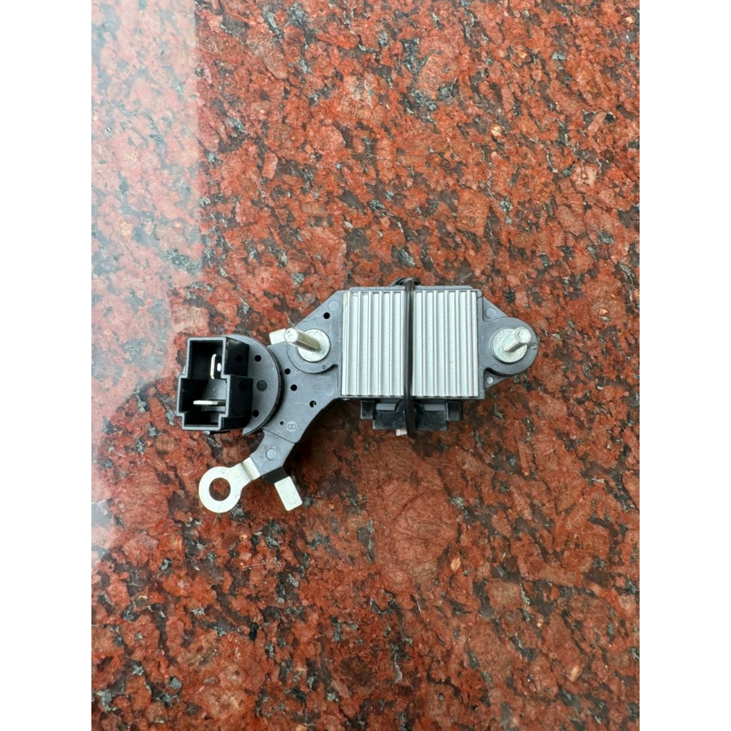 Ic tiết chế 24v olin ic thay thế cho xe ô tô olin loại 24v 2 chân bắt