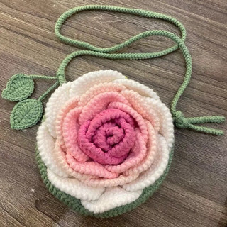 Túi hoa hồng len handmade