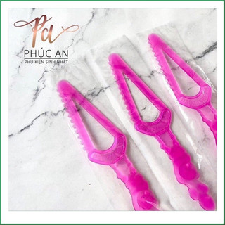Sỉ túi 100 dao nhựa gấu hồng 22cm cắt bánh kem gato