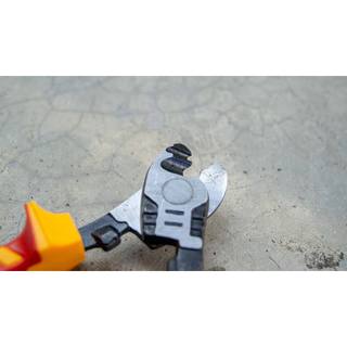 Kềm(kìm) cắt cáp 6"/160mm cách điện Total THTIP2761