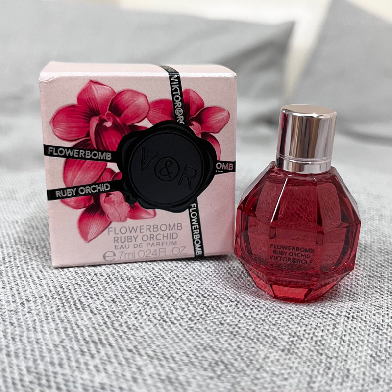 Nước hoa mini Viktor & Rolf Flowerbomb Ruby Orchid EDP 7ml