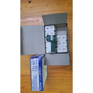 Ổ cắm đơn 2 chấu panasonic weg 10819