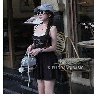 Đầm kiểu đen dáng xòe ngắn ngực in chữ hình nơ 2 dây sát nách! TOMBI SHOP