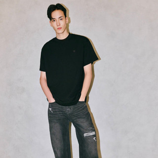 Eleven Áo thun unisex Monogram Embroidery Tee in Black