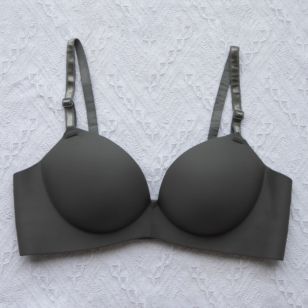 Áo Ngực Đúc Su Đệm Dày 5,5cm Đệm Bàn Tay Nâng Ngực HENISA Áo Lót Đệm Dày Tăng Kích Thước V1 ANM-56