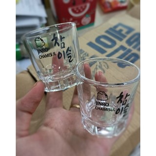 Ly uống soju chuẩn Hàn Quốc