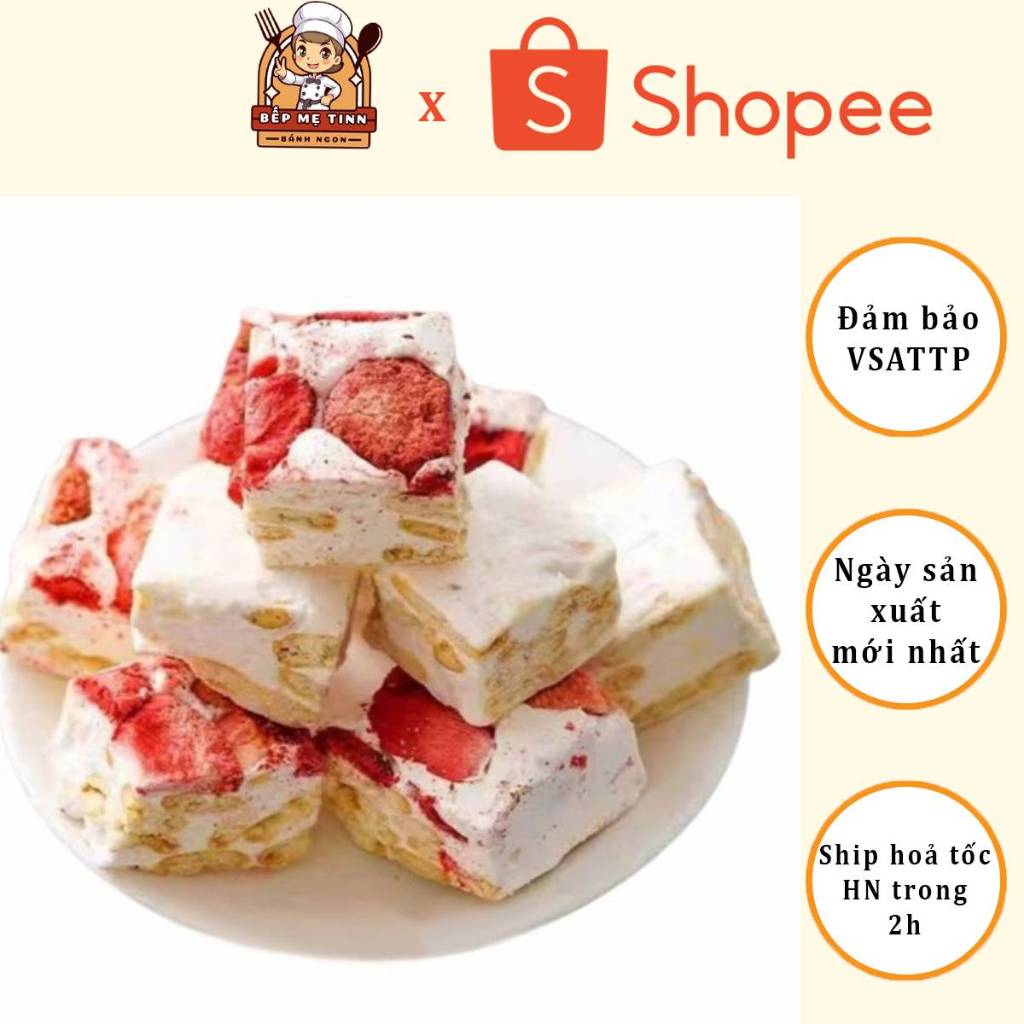 Bánh Sữa Dâu Tây hoà quyện hương vị của sữa và dâu tây tạo nên chiếc bánh thơm ngon đặc trưng