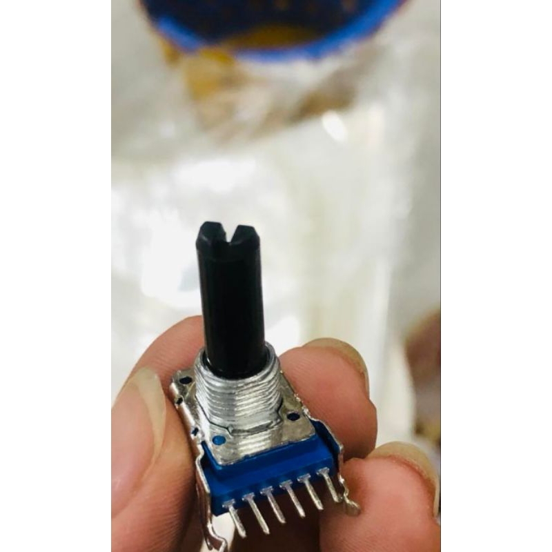 1 VOLUME 6 CHÂN ĐỨNG CÁN DÀI