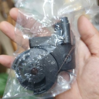 Cổ quạt treo tường
