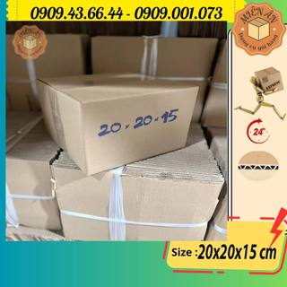 Hộp giấy P46 size 20x20x15 cm, thùng carton gói hàng Everest