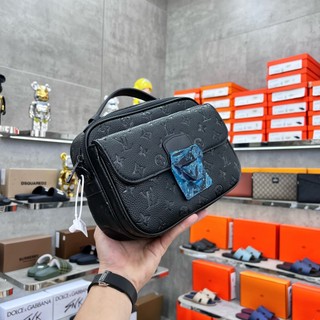 Túi đeo chéo l kiểu dáng s lock messenger hàng qc cao cấp__the bag shop