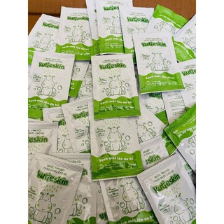 Kutieskin - nước tắm gội thảo dược cho bé gói 10ml - dùng trải nghiệm