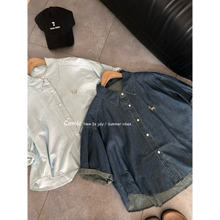 Áo denim croptop thêu ngực COMIC