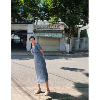 Đầm hoa nhí xanh xoắn eo - Li Ti