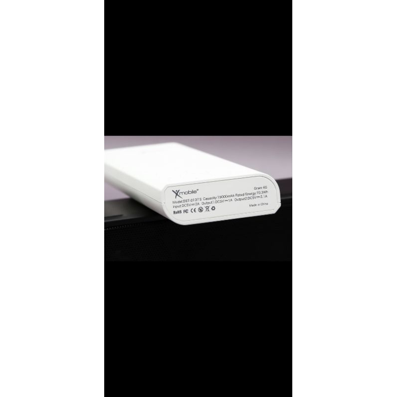 Pin sạc dự phòng 19.000 mAh 10.5W Xmobile Gram 6S
