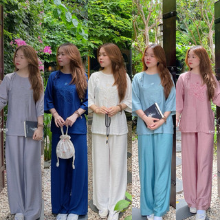 Set tơ cổ tròn nút ngọc thêu sen đồ lam đi chùa
