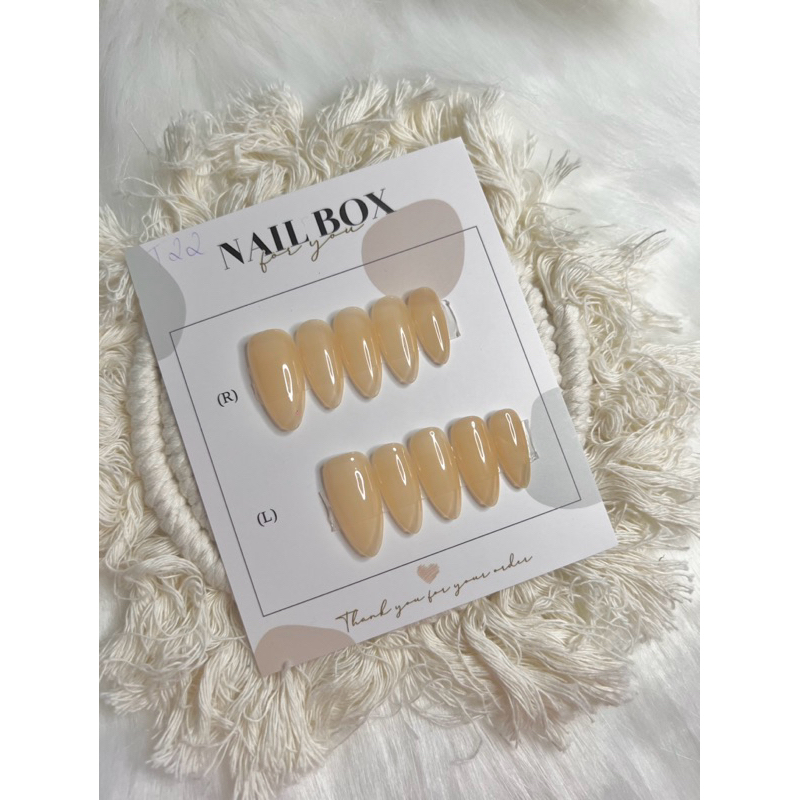 Mã T22 nailbox Sơn trơn