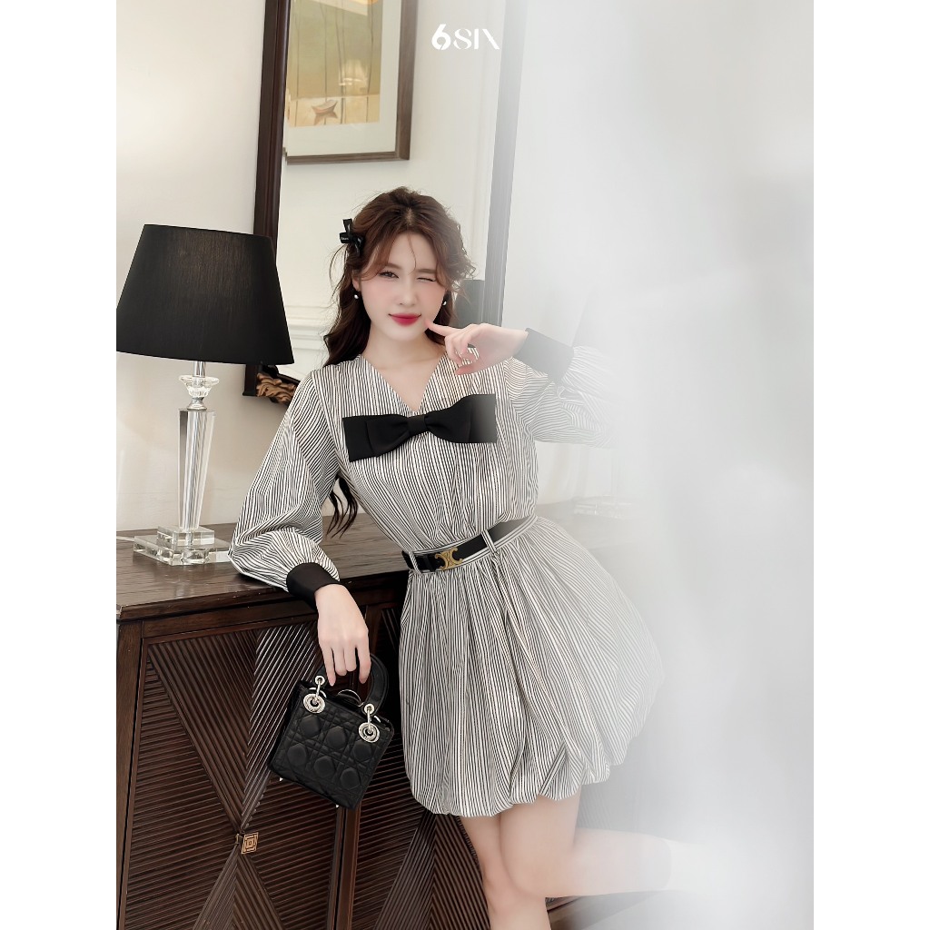 [6SIX closet] Váy kẻ nơ đen tùng bí (tặng kèm đai CELINE)