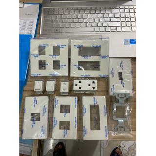 Ổ cắm, Công tắc, Mặt các loại dòng FULL hạt nhỏ Panasonic Chính hãng