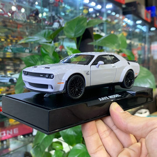 Mô hình siêu xe dodge challenger srt hellcat 2023 tỉ lệ 1:32 double horses