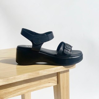 [shop giay minh thu] Sandal bánh mì khóa đế 5cm MT122