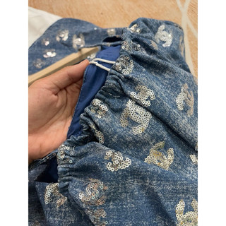 Vải jeans bò đính kim sa